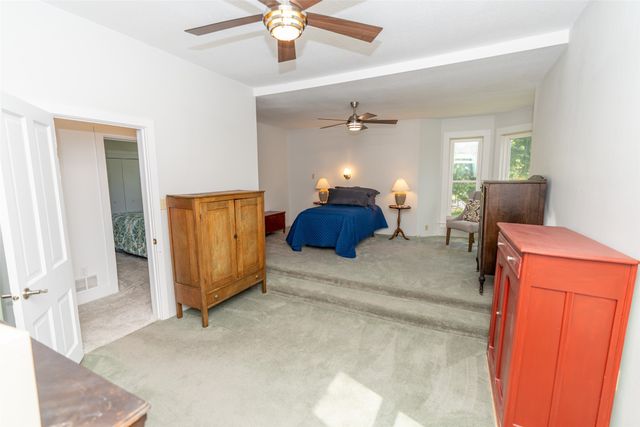 302 W Court Avenue, Winterset, IA 50273