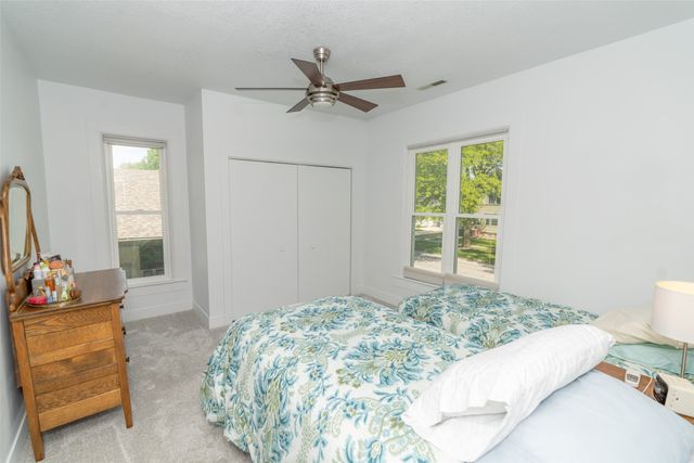 302 W Court Avenue, Winterset, IA 50273
