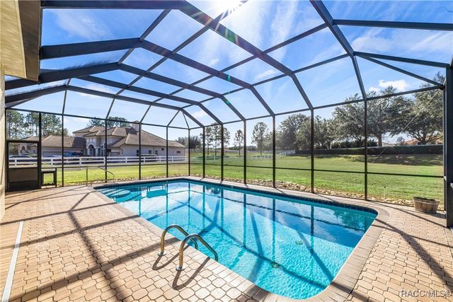 283 S Paladinn Circle, Inverness, FL 34453