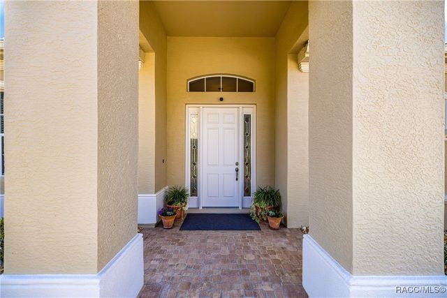 283 S Paladinn Circle, Inverness, FL 34453