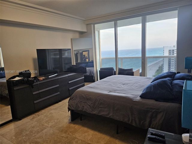 1830 S Ocean Dr 2403, Hallandale Beach, FL 33009