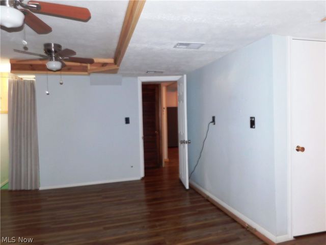 584 Eastland Road, Berea, OH 44017