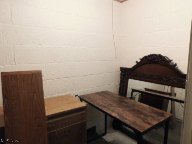 584 Eastland Road, Berea, OH 44017