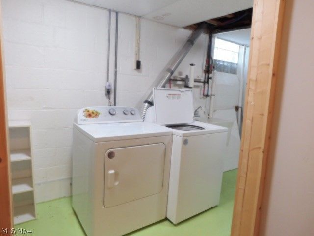 584 Eastland Road, Berea, OH 44017