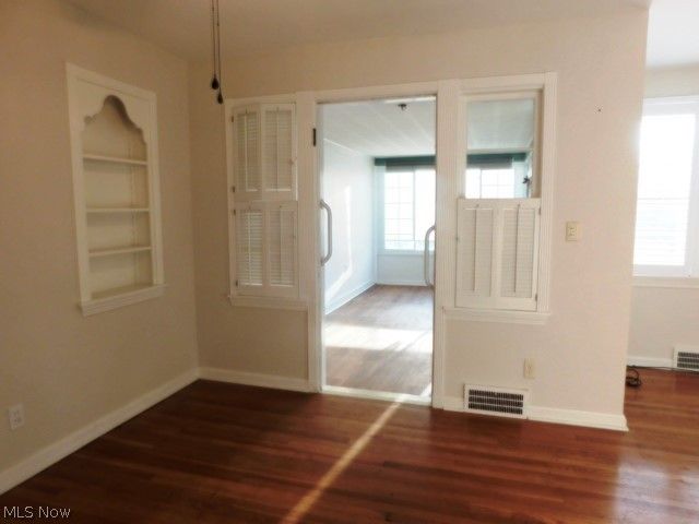 584 Eastland Road, Berea, OH 44017