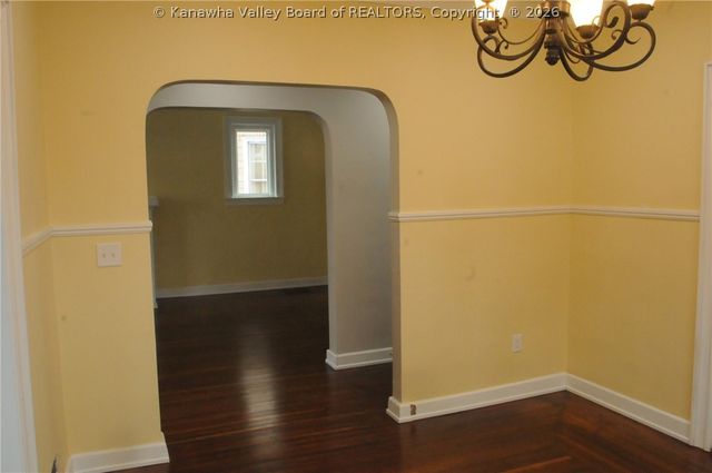 1812 Cliffview Avenue, Charleston, WV 25387