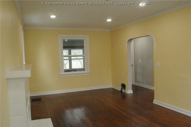 1812 Cliffview Avenue, Charleston, WV 25387