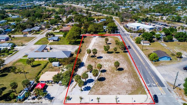 4878 SE Commerce Avenue, Stuart, FL 34997