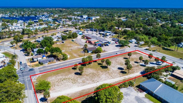 4878 SE Commerce Avenue, Stuart, FL 34997