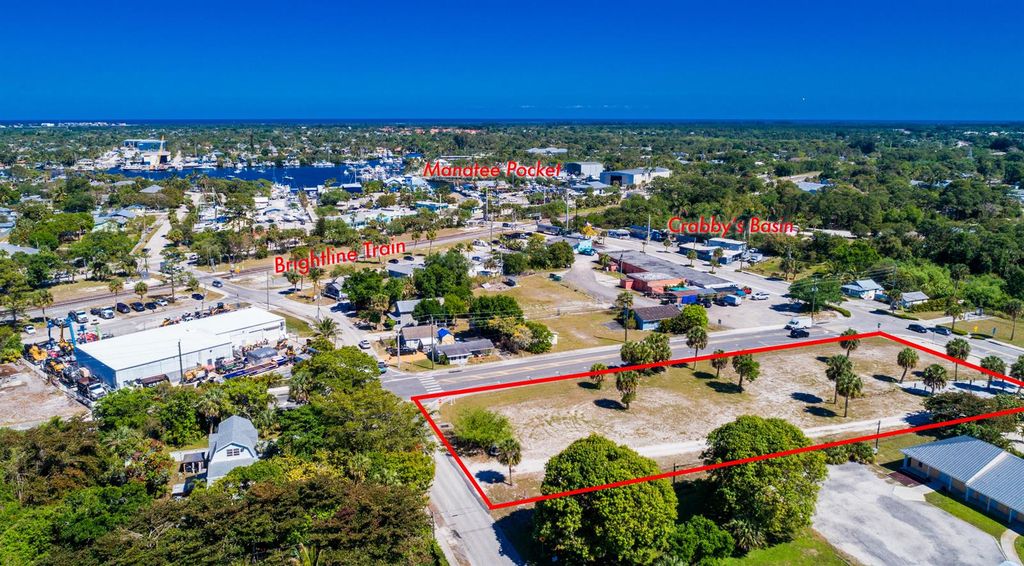 4878 SE Commerce Avenue, Stuart, FL 34997