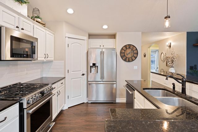 20017 Voltera Place, Bend, OR 97702