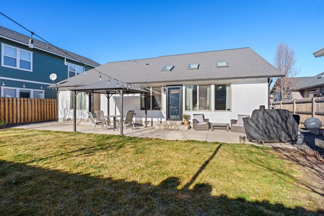 20017 Voltera Place, Bend, OR 97702