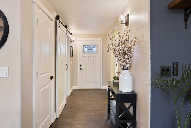 20017 Voltera Place, Bend, OR 97702