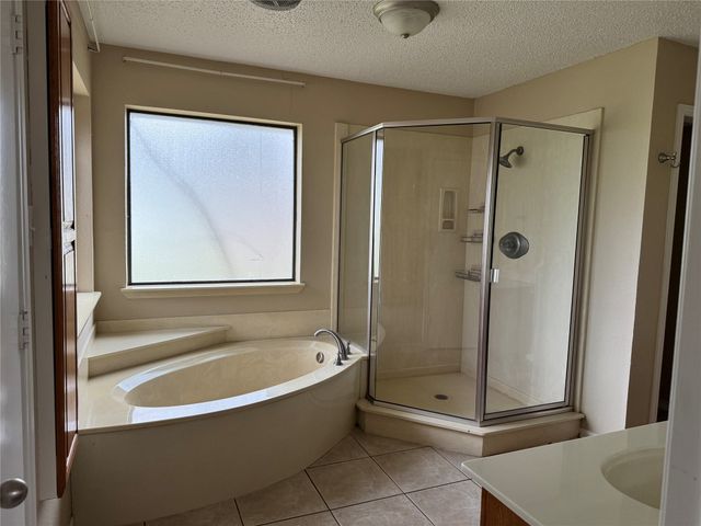 116 Ridge crest Street, Red Oak, TX 75154