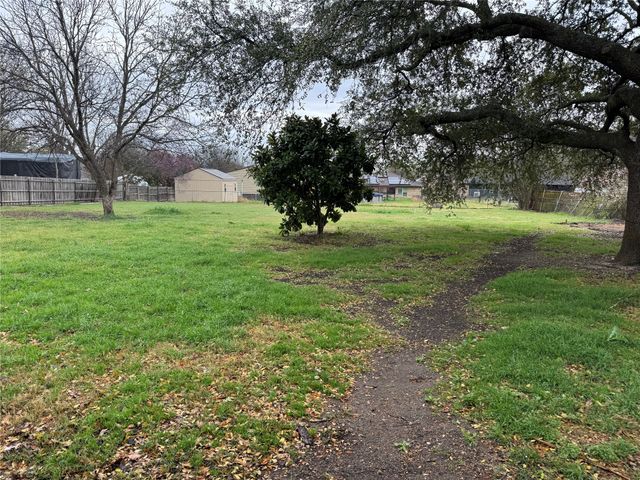 116 Ridge crest Street, Red Oak, TX 75154