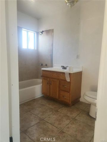 1626 1628 E 32nd, Los Angeles, CA 90011