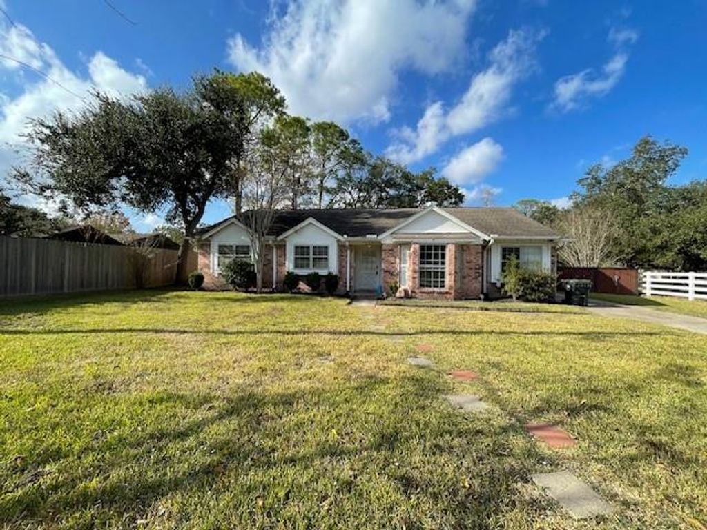 3208 Yost Boulevard, Pearland, TX 77581