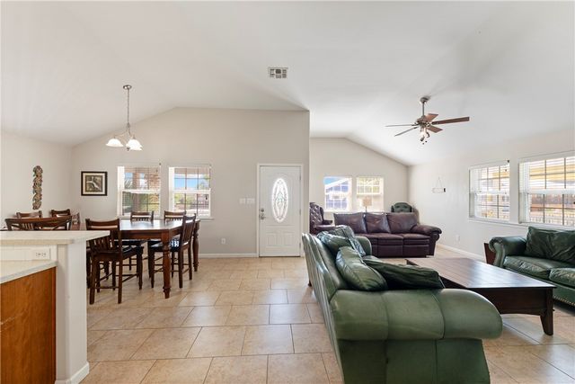419 Spencers Landing, Port Aransas, TX 78373