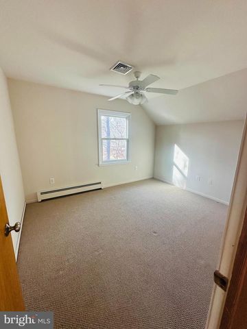 15 CHERRYWOOD DR, Tuckerton, NJ 08087