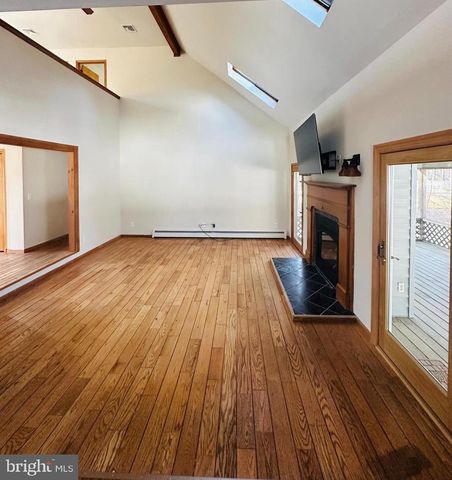 15 CHERRYWOOD DR, Tuckerton, NJ 08087