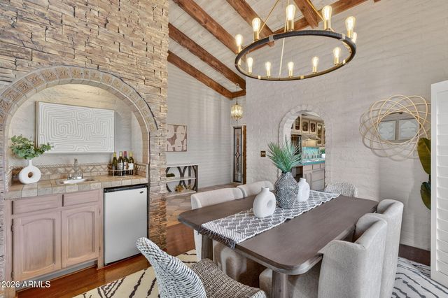 6814 N 17th Place, Phoenix, AZ 85016