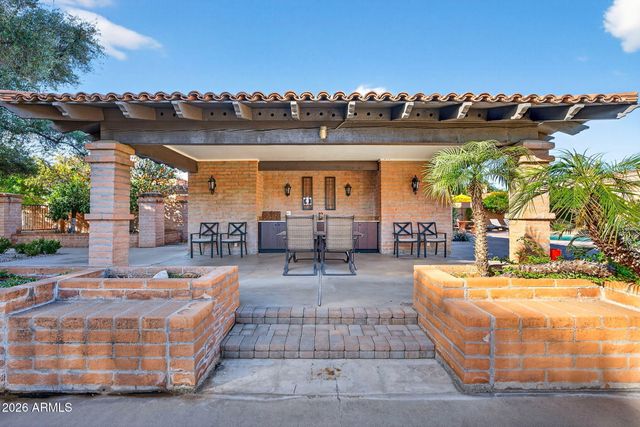 6814 N 17th Place, Phoenix, AZ 85016