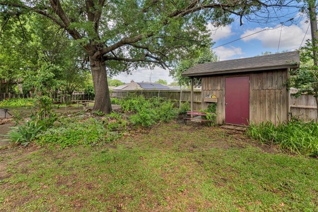 2009 Oak Creek Drive, Sherman, TX 75092