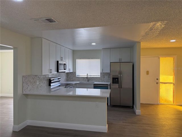 4905 GOUCHER LANE, Orlando, FL 32821