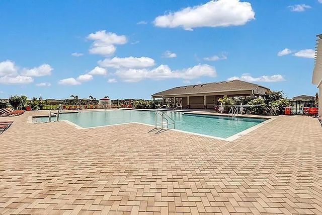 452 NOBLE AVENUE, Davenport, FL 33837