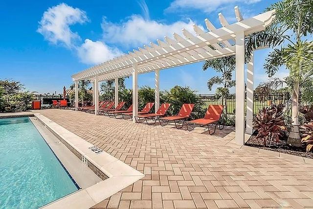 452 NOBLE AVENUE, Davenport, FL 33837