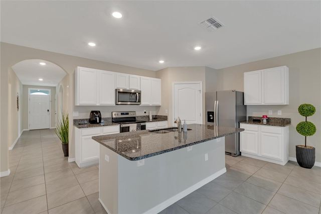 452 NOBLE AVENUE, Davenport, FL 33837
