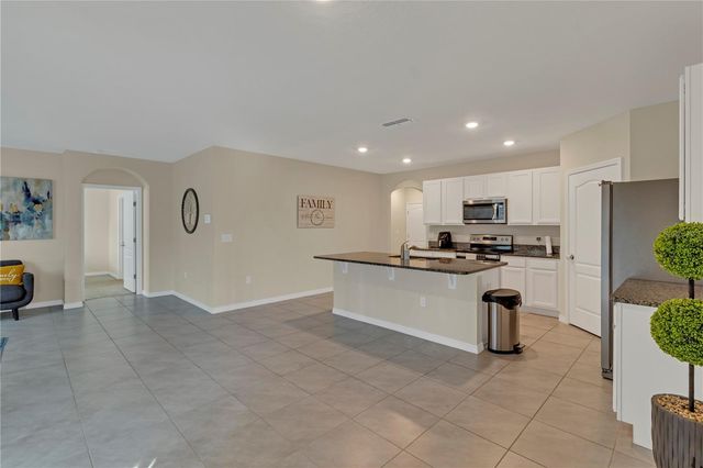 452 NOBLE AVENUE, Davenport, FL 33837