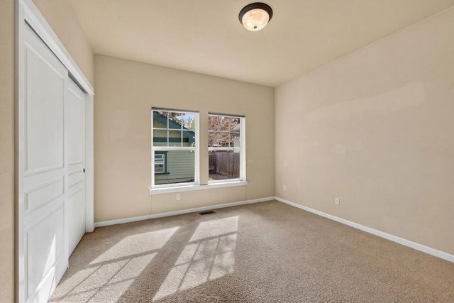 1370 NW Mt Washington Drive, Bend, OR 97703