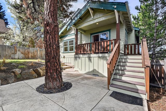 1370 NW Mt Washington Drive, Bend, OR 97703