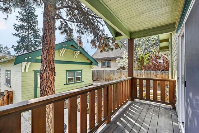 1370 NW Mt Washington Drive, Bend, OR 97703