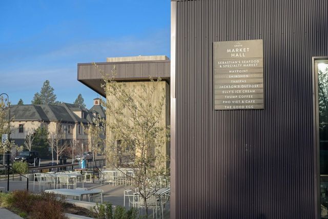 1370 NW Mt Washington Drive, Bend, OR 97703