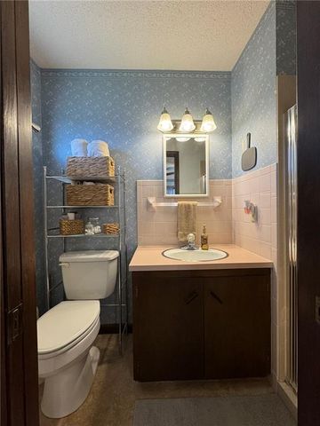 410 S WILSHIRE Boulevard, Coffeyville, KS 67337