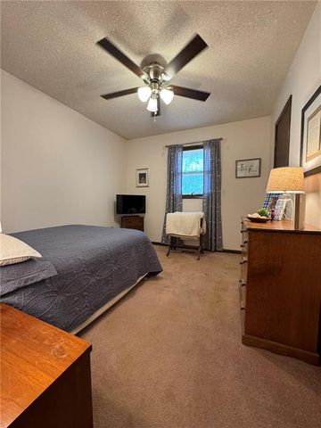 410 S WILSHIRE Boulevard, Coffeyville, KS 67337