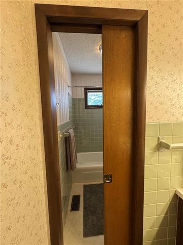 410 S WILSHIRE Boulevard, Coffeyville, KS 67337