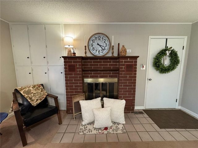 410 S WILSHIRE Boulevard, Coffeyville, KS 67337