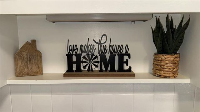 410 S WILSHIRE Boulevard, Coffeyville, KS 67337