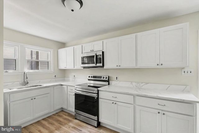 3606 LAKEVIEW PKWY, Locust Grove, VA 22508