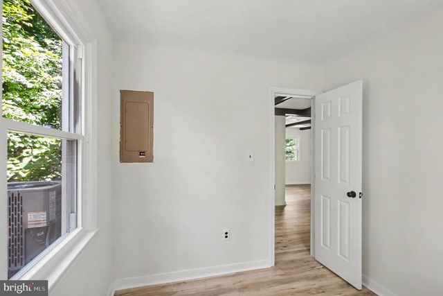 3606 LAKEVIEW PKWY, Locust Grove, VA 22508