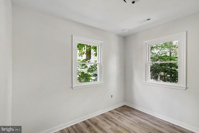 3606 LAKEVIEW PKWY, Locust Grove, VA 22508