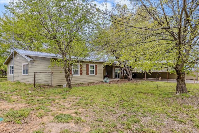 2799 State Highway 276, Emory, TX 75440