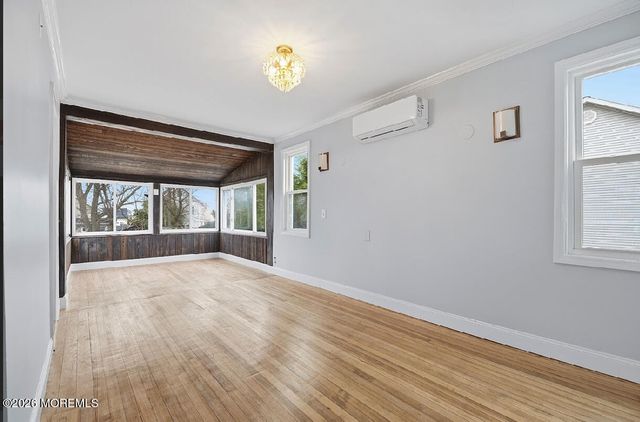 83 Hennessey Street, Long Branch, NJ 07740