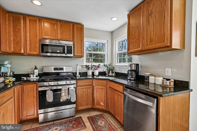 8339 WATERMILL DR, Millersville, MD 21108