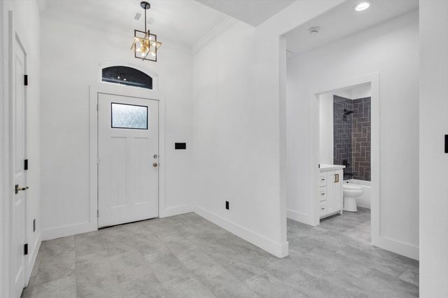 3220 Saint James Boulevard, Beaumont, TX 77705