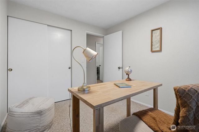 1916 NE Cady Street, Bremerton, WA 98310