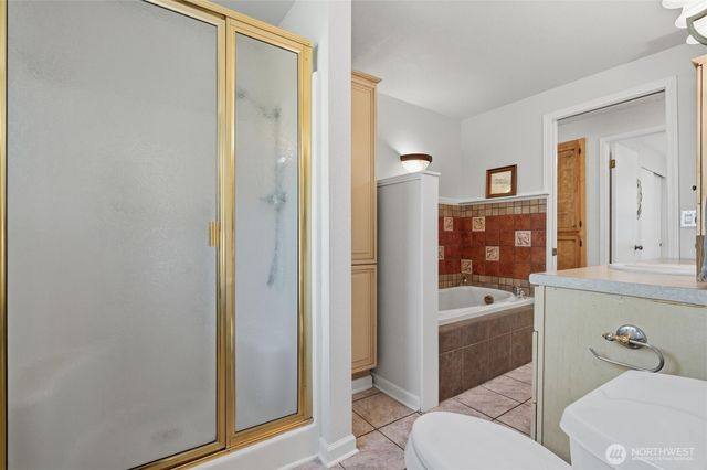 1916 NE Cady Street, Bremerton, WA 98310